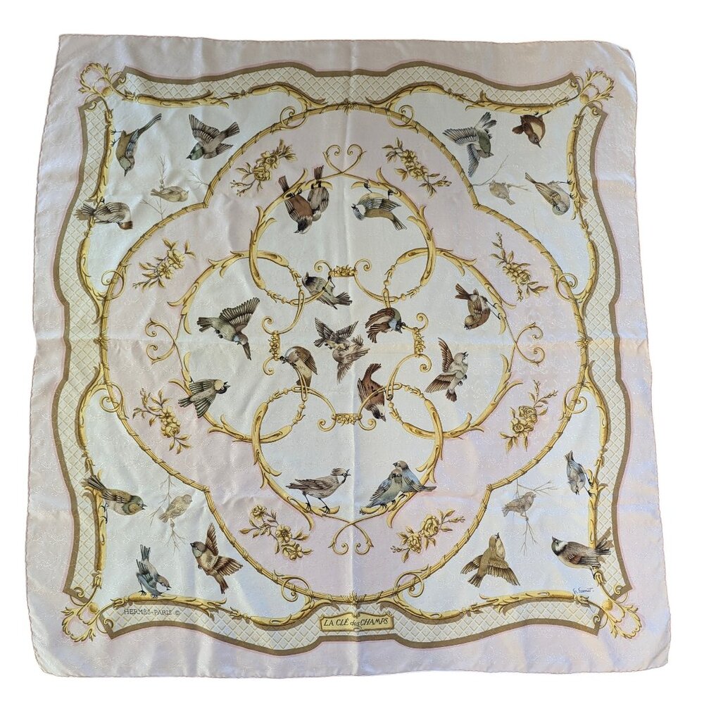 HERMES Vintage La Cle des Champs 90 cm Pink White Square Silk Jacquard Scarf